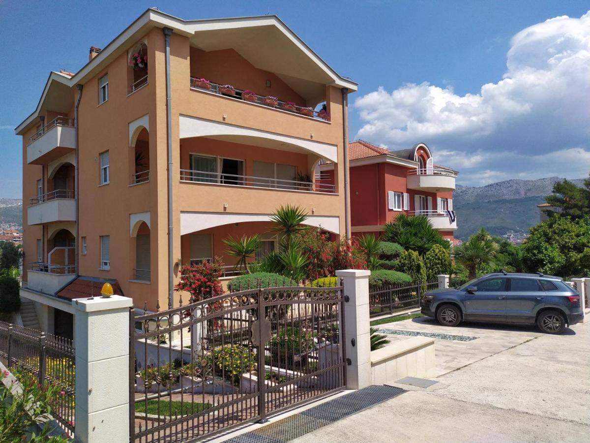 Apartmani Skejic Split Exteriör bild